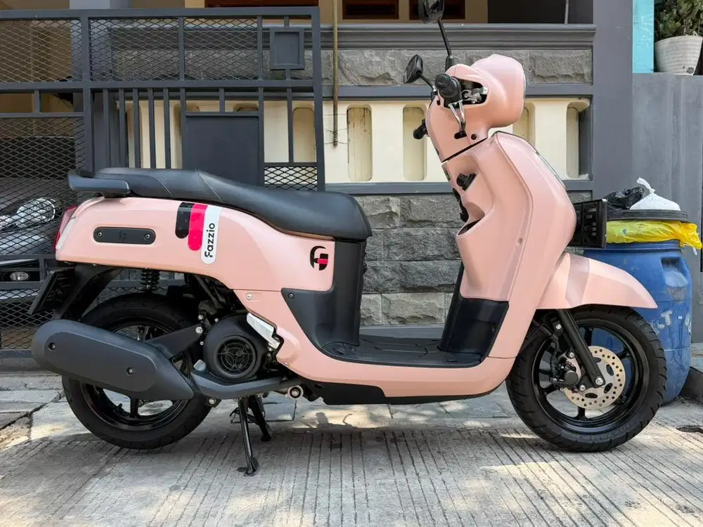 Yamaha Fazio 2025 Warna Ungu Muda/Pink  (Jarang Pakai)