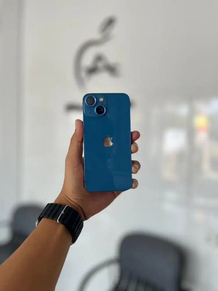 iPhone 13 256Gb iBox