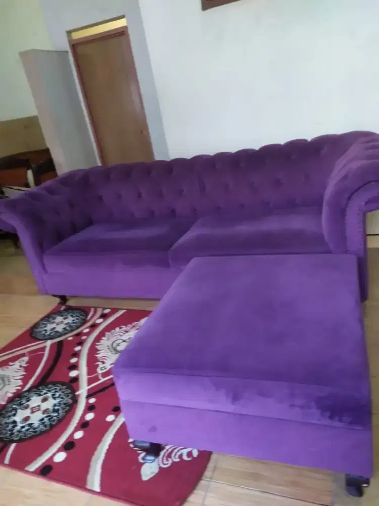 Sofa mewah berkualitas