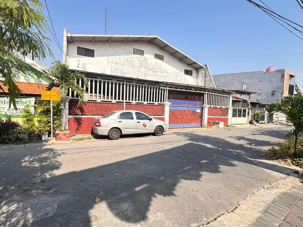 Rumah + Gudang (2 Lantai) - Medayu Utara, Surabaya