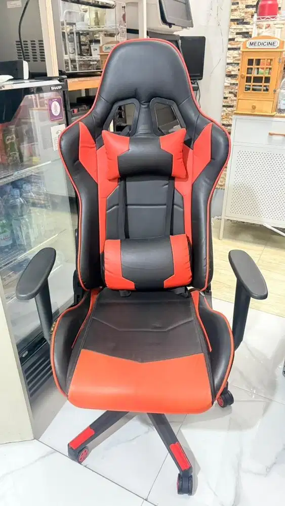Kursi Game Merah Nyaman