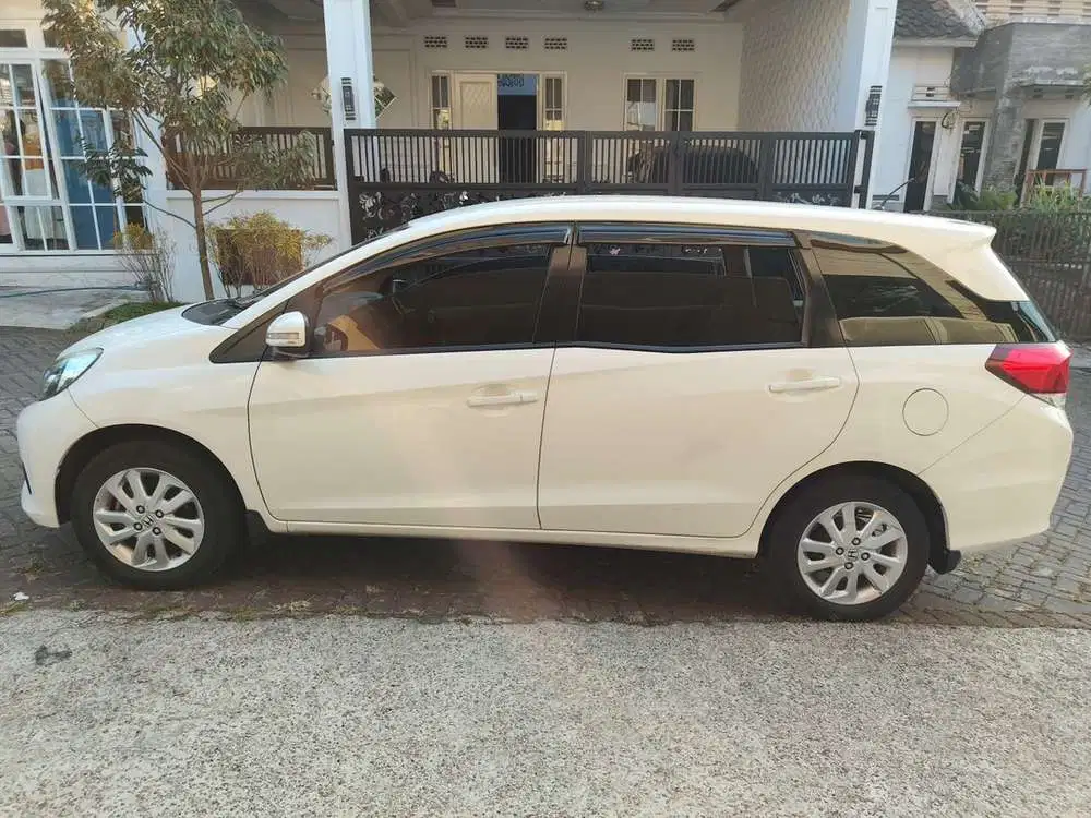 Honda Mobilio 2015 Bensin