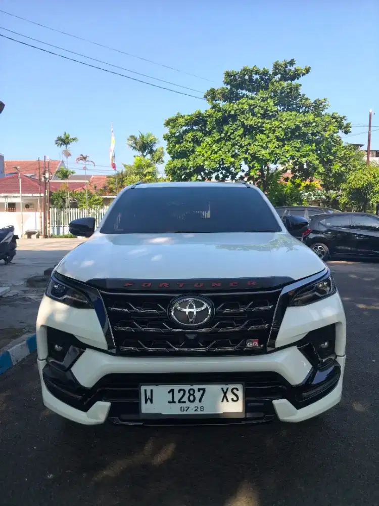 Toyota Fortuner GR 2.8 at 2023