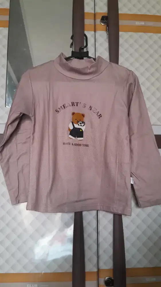 baju msh kinclong di pakek brp x karna kekecilan
