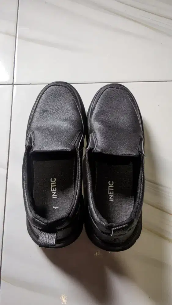 Model Sepatu slip-on