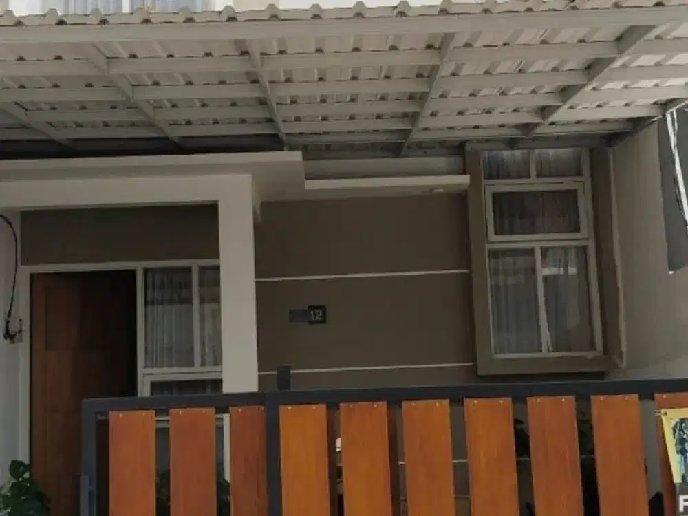 Dijual Rumah Semi Furnish Minimalis di Jl Atletik Tasikmadu Malang