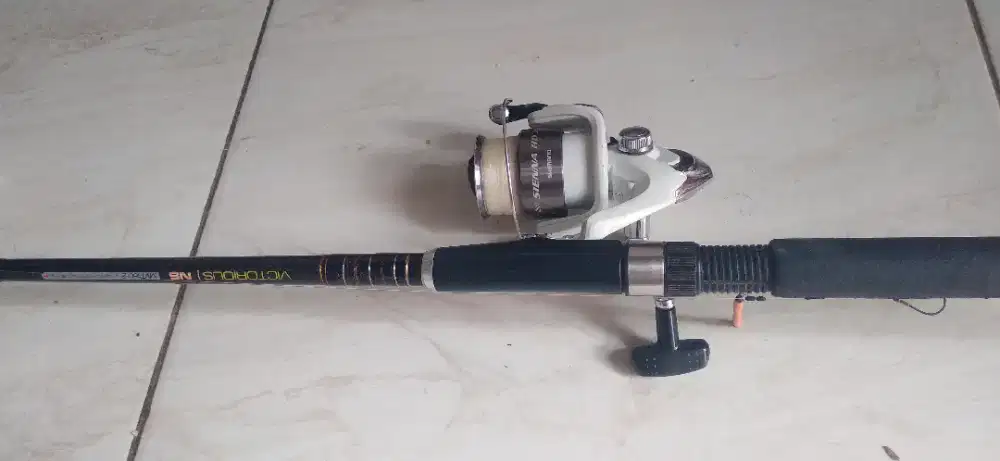 Reel shimano shienna 4000HD & joran maguro Voctorious NS.
