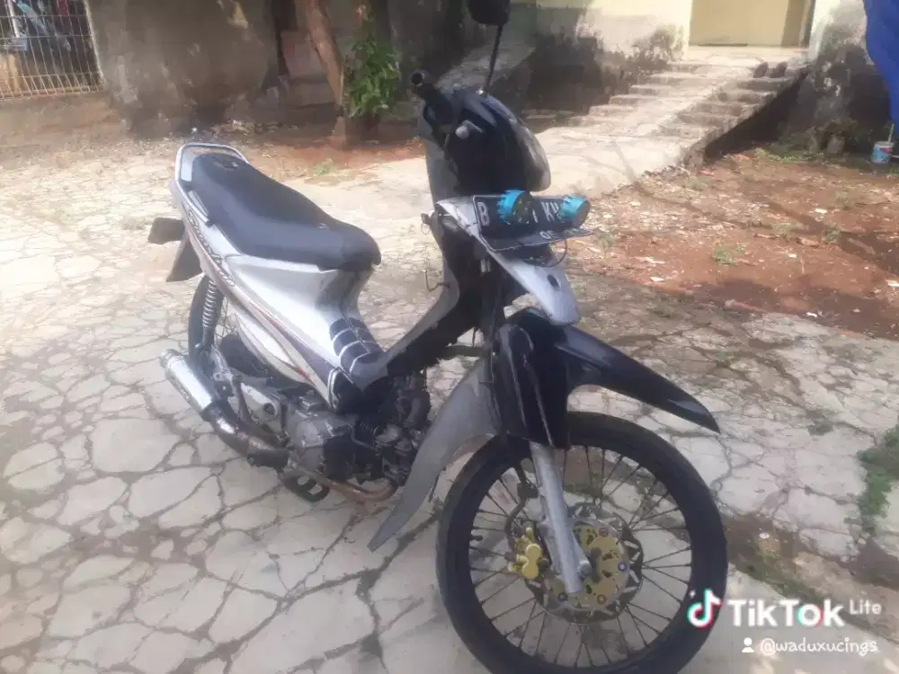 Suzuki smash th2005