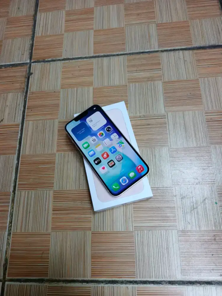 IPhone 13 256 gb pink