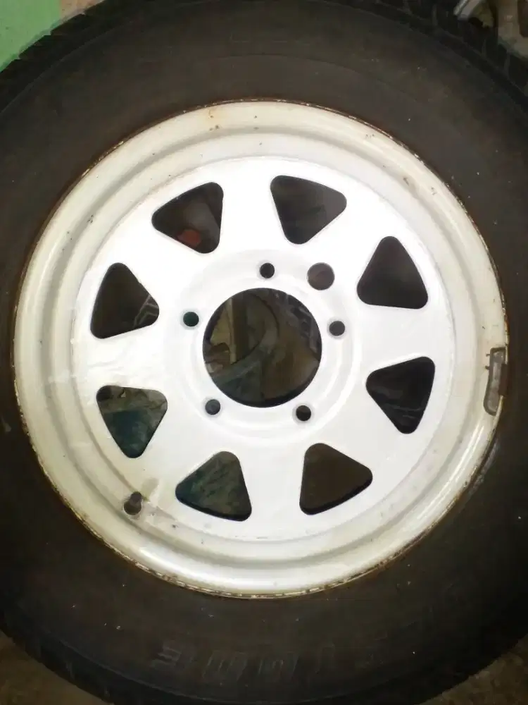 Velg dan ban suzuki katana ORI untuk serep 1 buah
