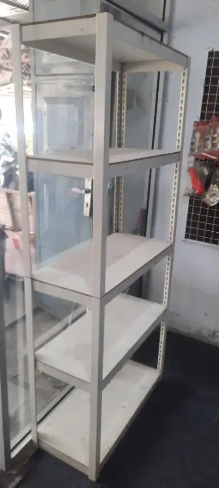 Rak siku krisbow
