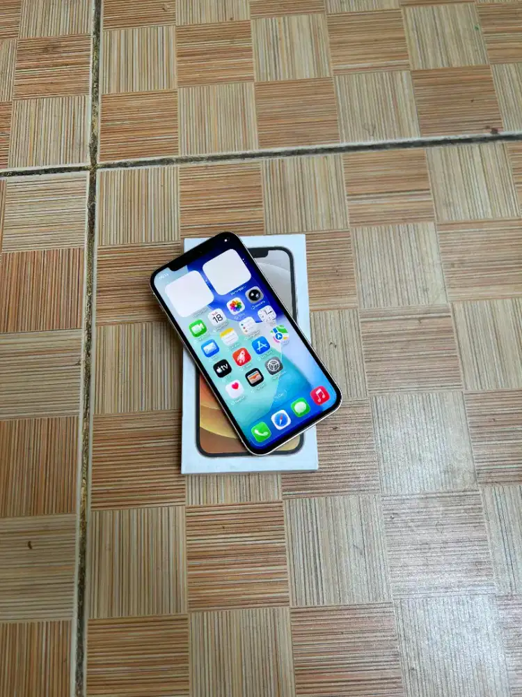 IPhone 12 128 gb White