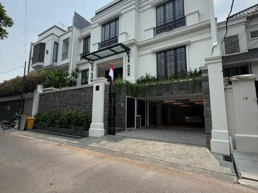 DIJUAL RUMAH KEBAYORAN BARU BRAND NEW HOUSE SEMI FURNISHED