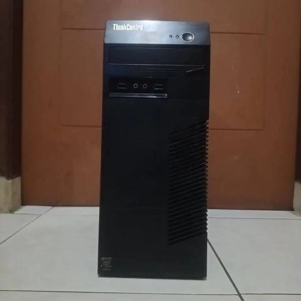 CPU Lenovo core i3 gen 4 Ram 4 GB HDD 500 GB