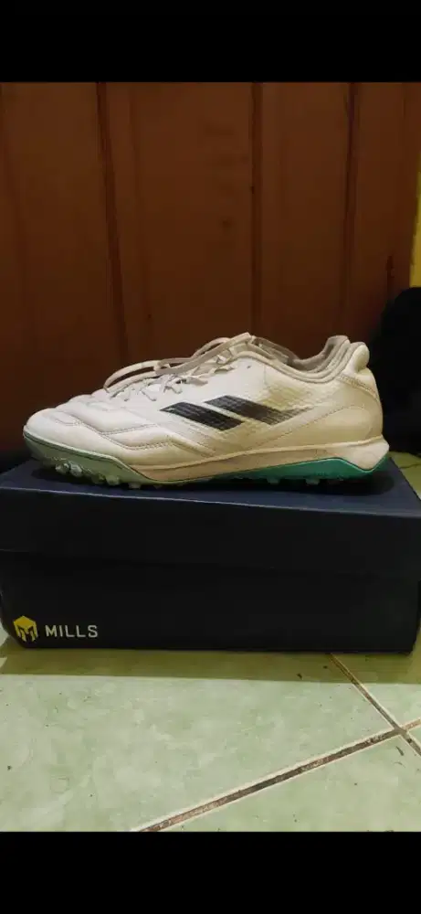 SEPATU MINI SOCCER Astro Spartan M2 prime , ukuran 44