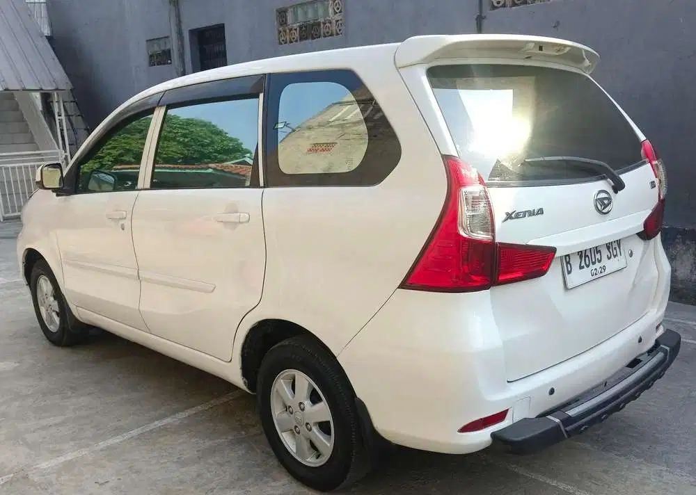 Daihatsu Xenia 2015 Bensin