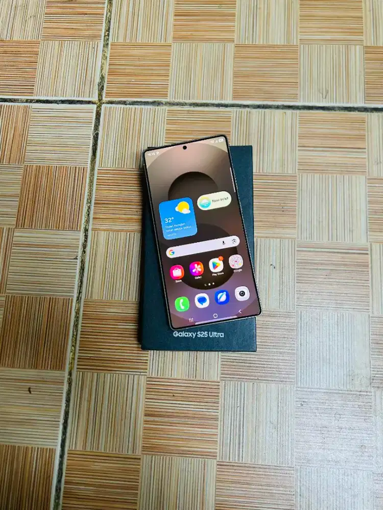 Samsung S25 ultra 5g 12/512 gb