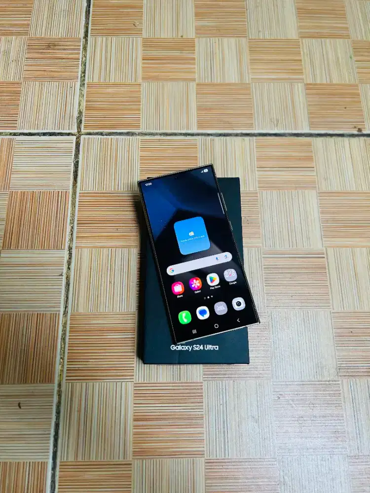 Samsung S24 ultra 5g 12/256 gb