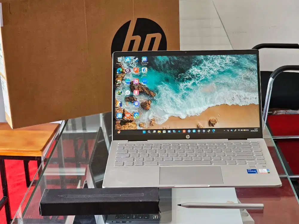 HP Pavilion X360 intel Core i5 Gen 12 Ram 8 GB SSD 512 GB intel iris