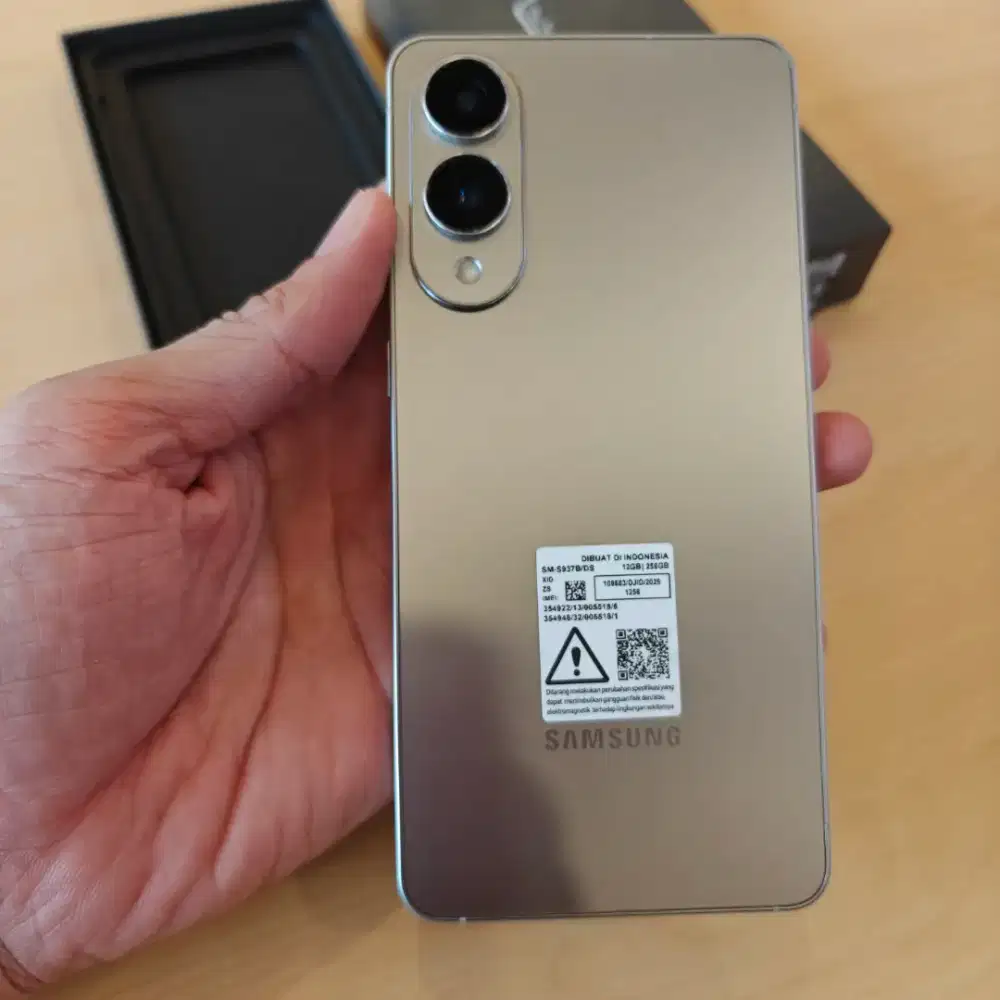 Samsung S25 Edge Indonesia