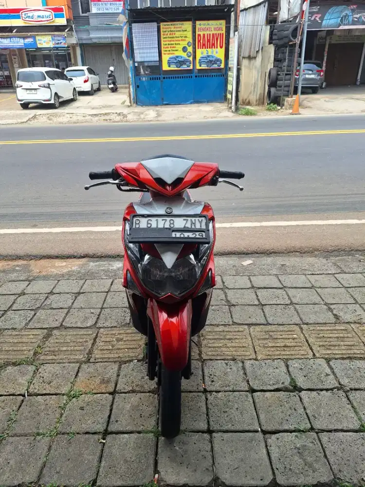 Xeon GT 125 2014 Merah
