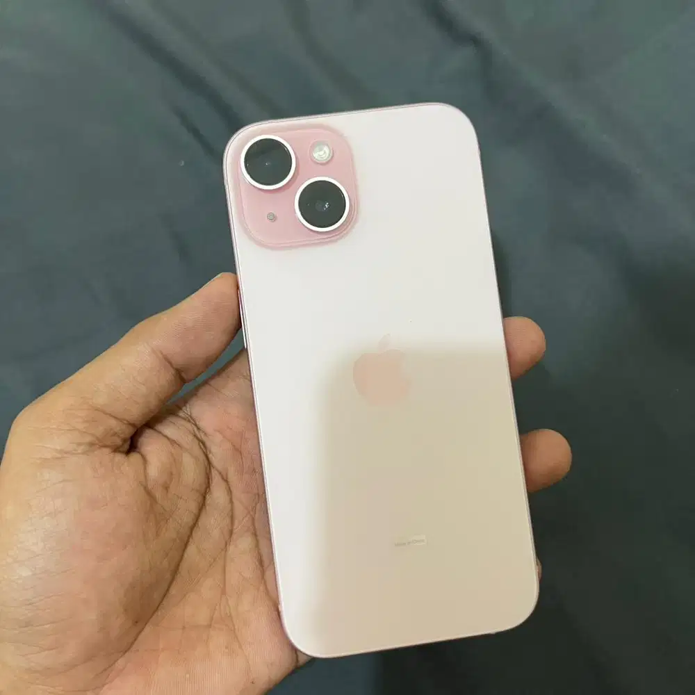 Iphone 15 128gb baru semingguan bisa tt ibox
