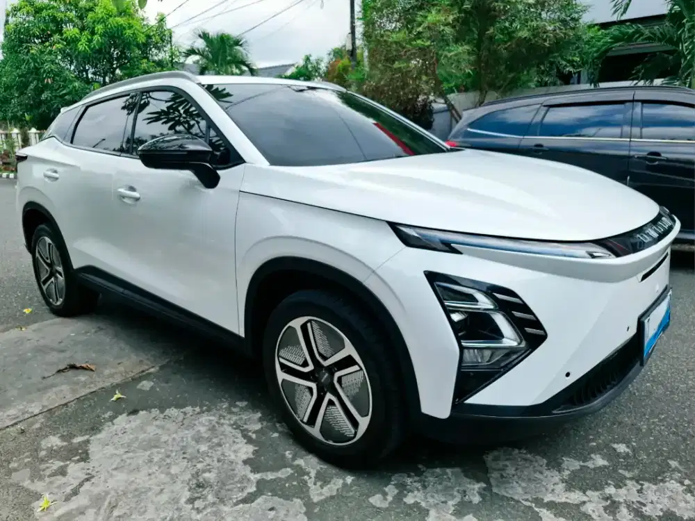 OMODA E5 EV WHITE HOWLITE DES 2025