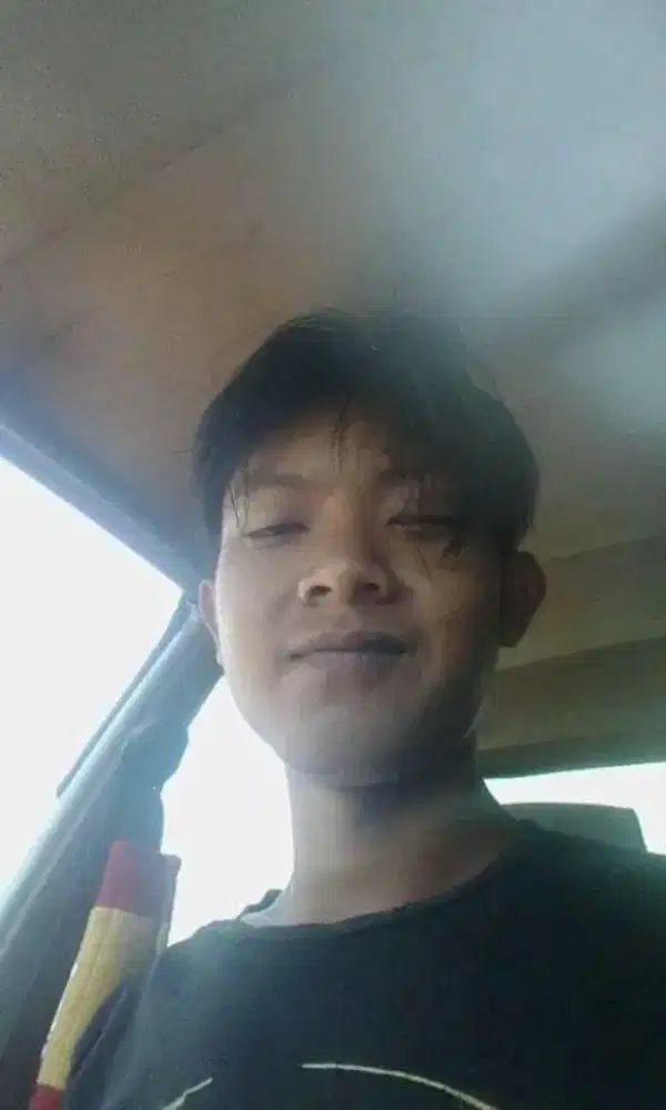 Sedang mencari pekerjaan driver