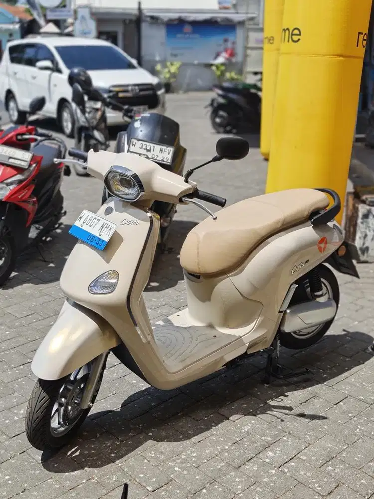 Motor listrik yadea osta H paling laris