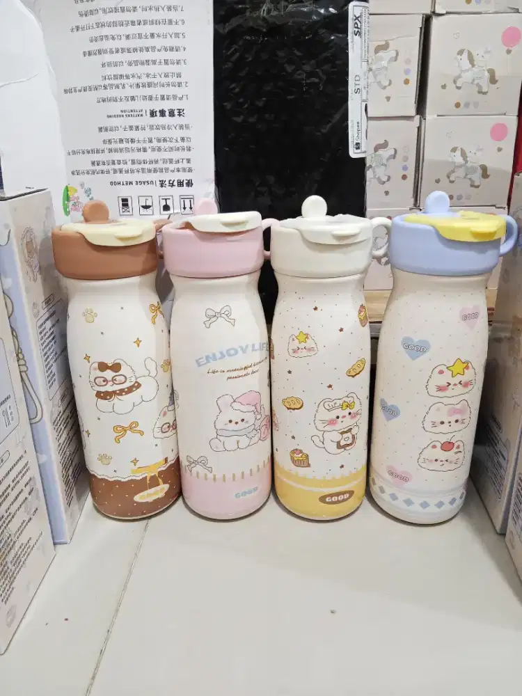 Tumbler tahan panas dan dingin