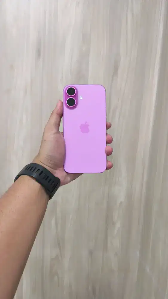 iPhone 16 Basic/128Gb iBox