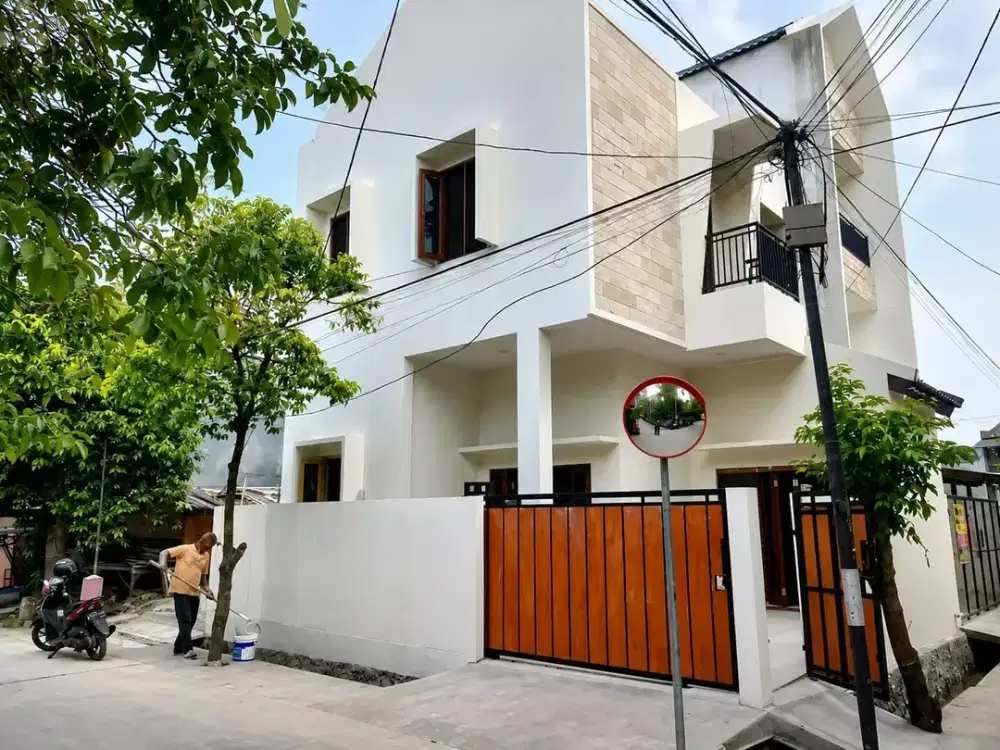 RUMAH SIAP HUNI DLM KOMPLEK PALEM JAKAMULYA BEKASI SELATAN (NEMPEL GALAXY)