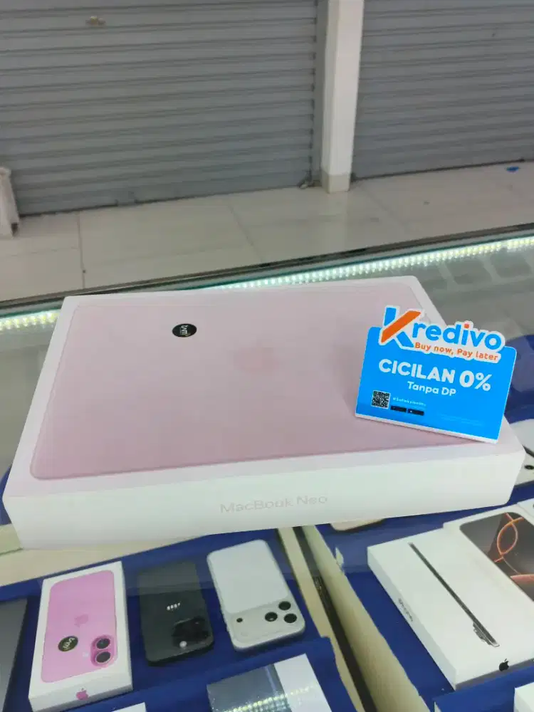 Macbook Neo 8/256 GB iBox