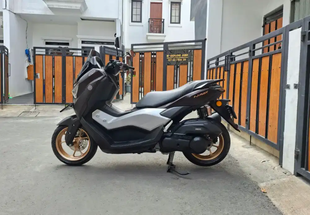 Yamaha Nmax Turbo Techmax (Tipe Tertinggi) MULUSSS Pajak Panjang