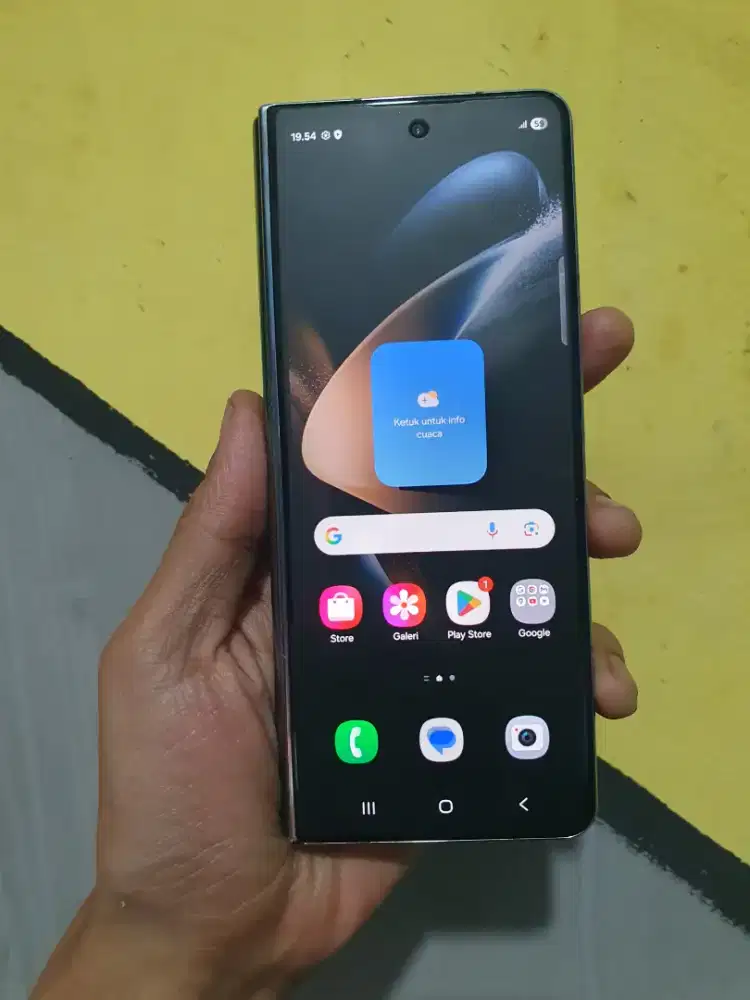 Samsung Z FOLD 4 12/256 GB hp cas