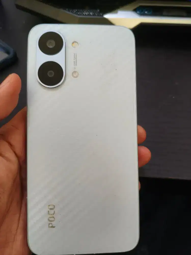 Poco X8 Pro Max 12/512 Warna Biru dan Putih