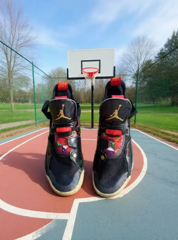Sepatu Basket Nike Jordan 33 Size 44