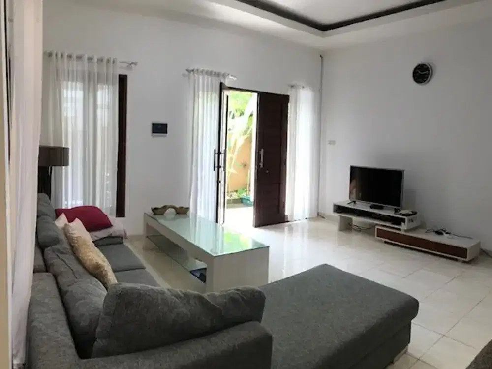 Rumah Modern Private Cluster Kompolek Fasiitas Lengkap di Royal Garden Jimbaran