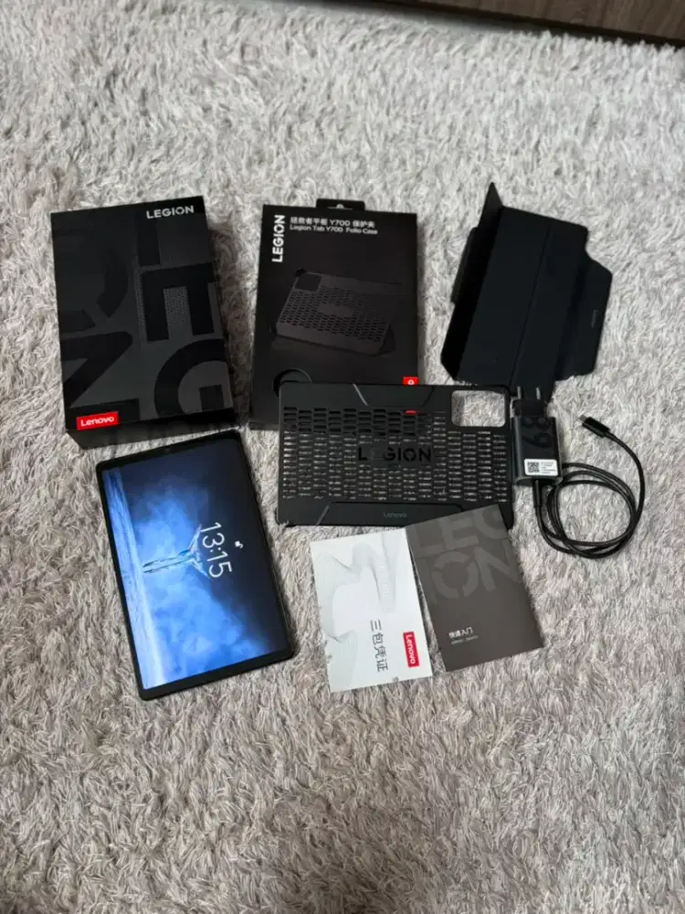 Lenovo Legion Y700