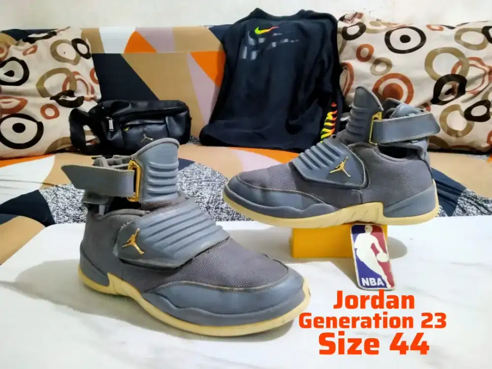Sepatu Basket Vintage Nike Jordan. Generation 23