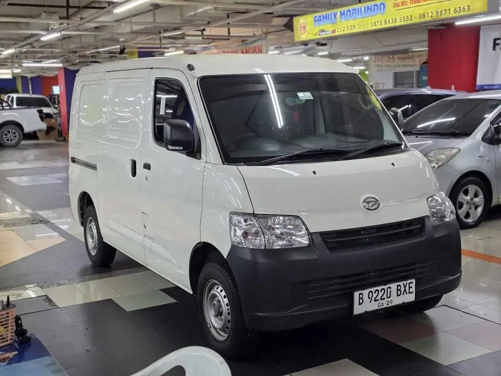 Daihatsu Grand max blind Van 2024 km5rb