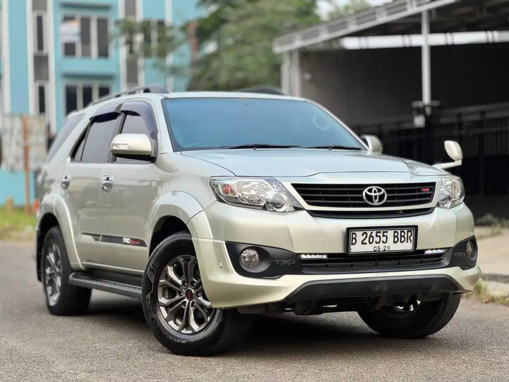 TERMURAH Fortuner 2.7 G Lux TRD AT 2014 LOW KM