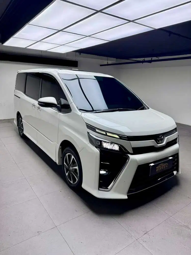 Toyota Voxy 2019 Bensin