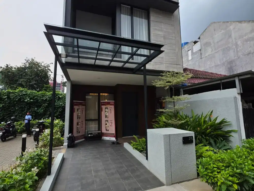 Rumah baru modern di kawasan Taman Aries yang sudah matang!