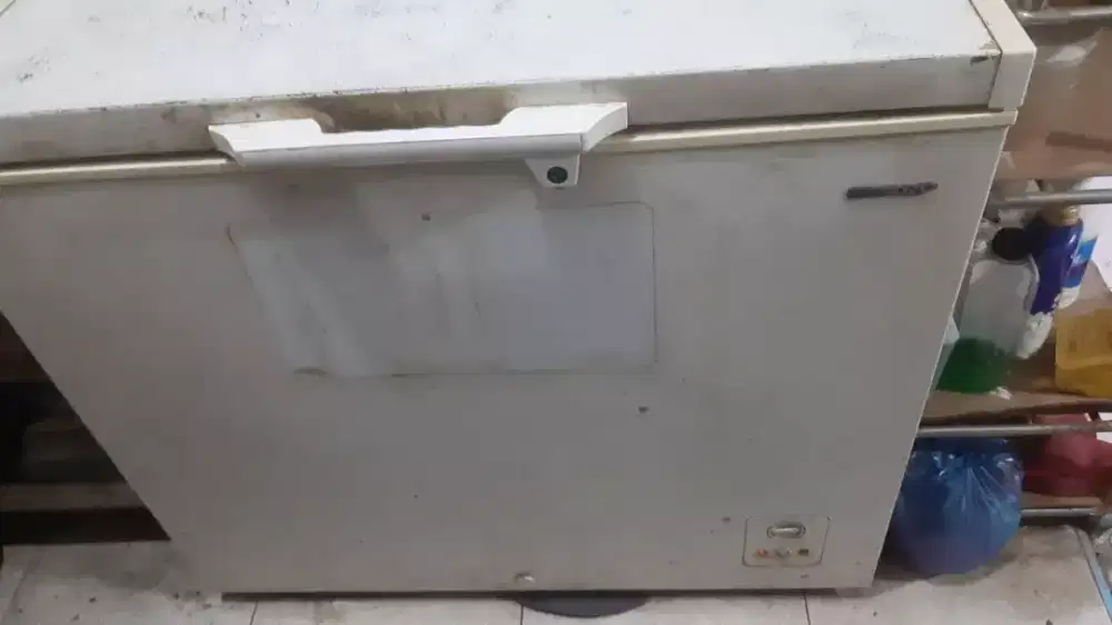 Freezer Box Sharph 205 ltr