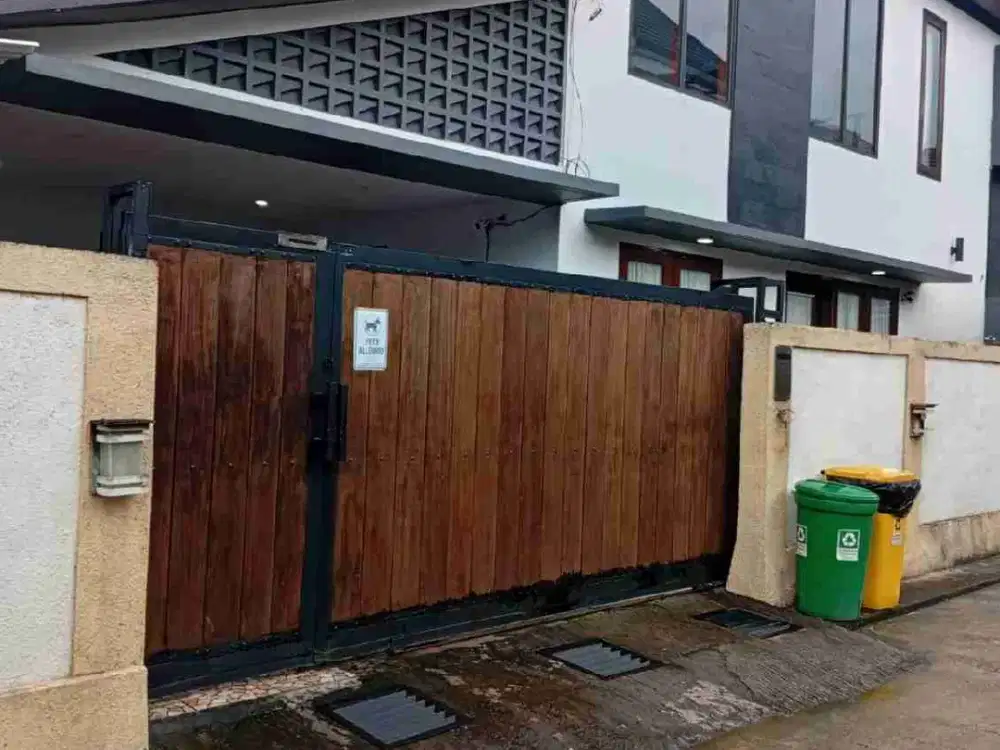 VILLA LANTAI 2 DI BUDUK DEKAT KE CANGGU