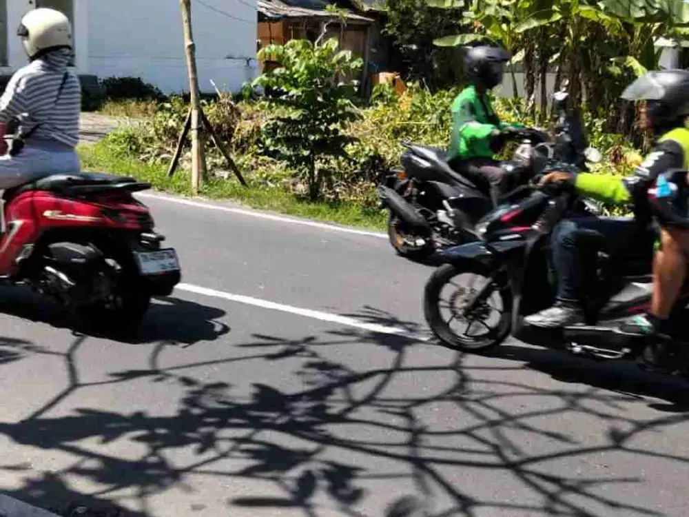LAND FOR RENT ON MAIN ROAD TUMBAKBAYUH PERERENAN