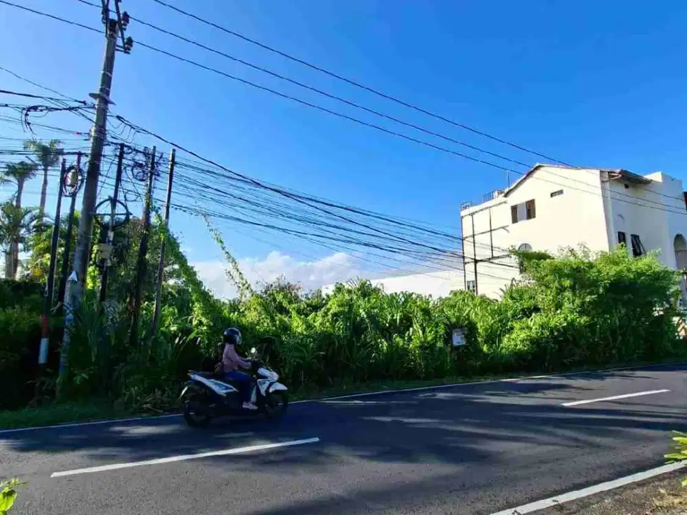 TANAH SEWA JALAN UTAMA TUMBAKBAYUH PERERENAN COCOK UNTUK USAHA RESTO ATAU USAHA LAIN