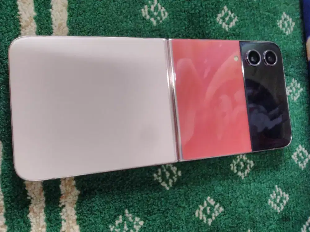 Samsung zklip 4 eX wanita