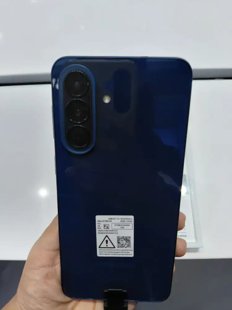 SAMSUNG Galaxy A57